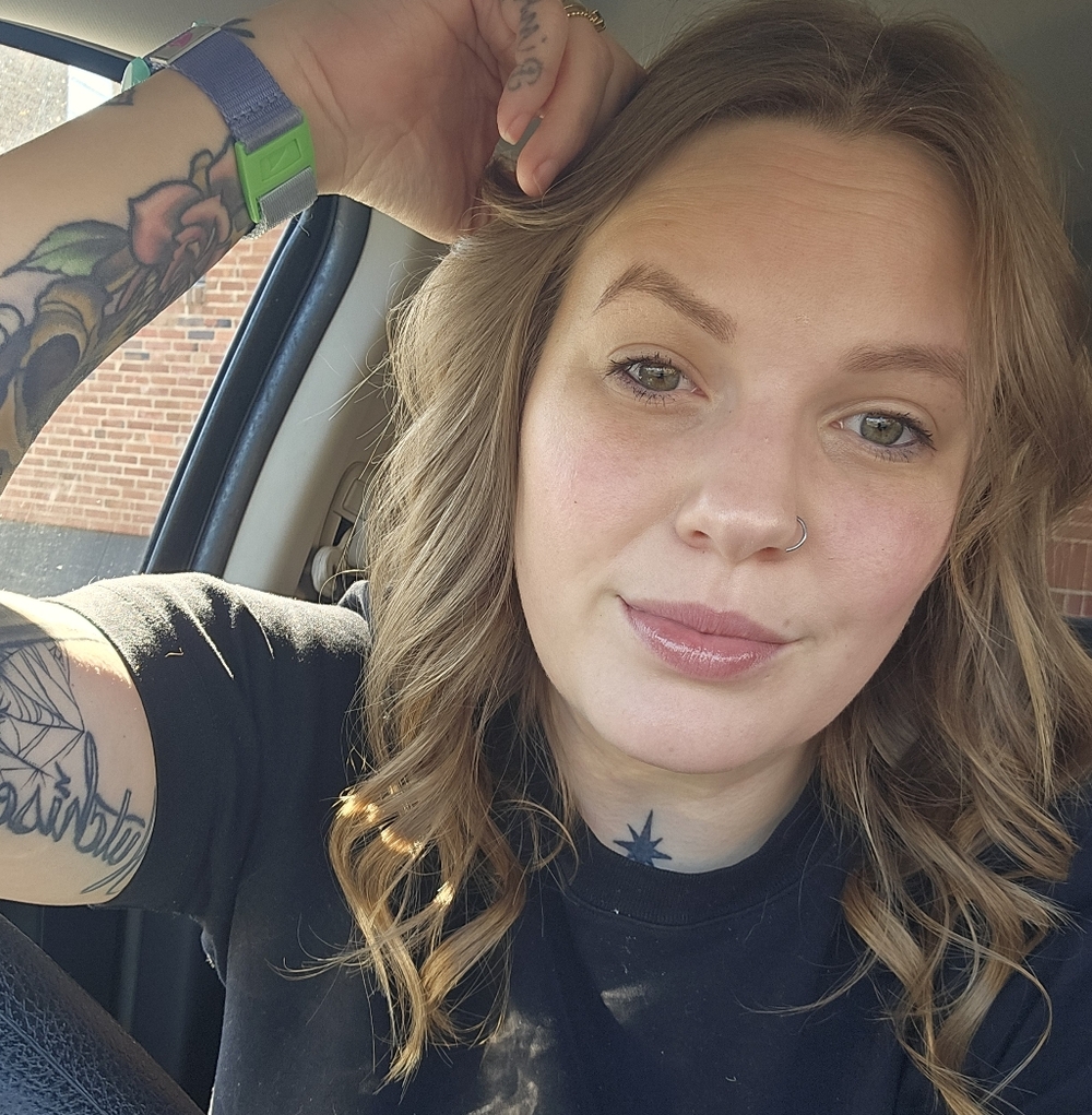 Meet your Posher, Ashley